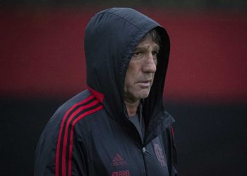 Flamengo visita o Ceará e tenta entrar no G-4 do Brasileiro