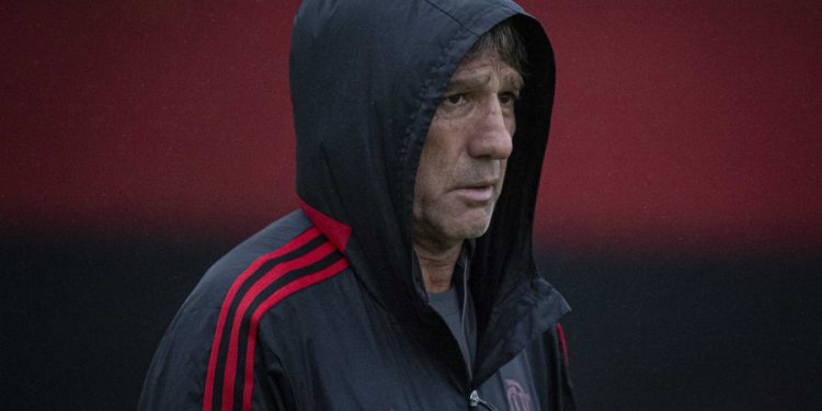 Flamengo visita o Ceará e tenta entrar no G-4 do Brasileiro