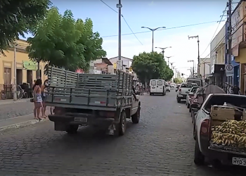 Aracati: como o 14° salário dos profissionais efetivos da educação irá aquecer a economia local