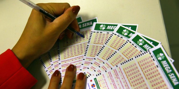 Concurso da Mega-Sena paga hoje prêmio de R$ 26 milhões