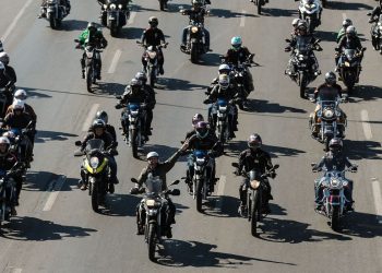 Brasília: presidente faz passeio de moto neste domingo de Dia dos Pais