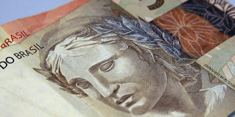Reajustes salariais ficam abaixo da inflação em julho com piora nas condições para negociar