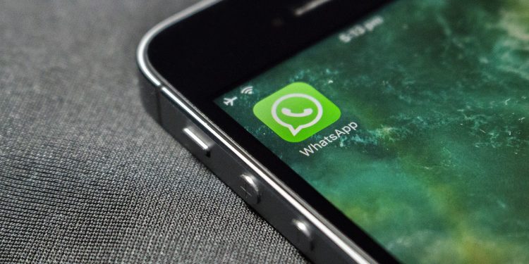 STJ decide que divulgar conversas de WhatsApp, sem autorização, é passível de indenização
