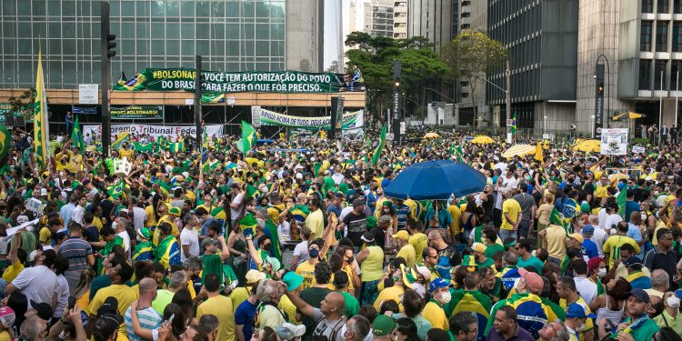 Oposição avança em diálogo por atos conjuntos pelo impeachment de Bolsonaro e acena ao MBL