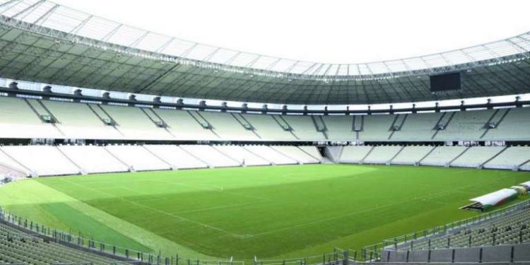 Sesa solicita adequações à Federação Cearense de Futebol em protocolo que pleiteia partida com retorno de torcida