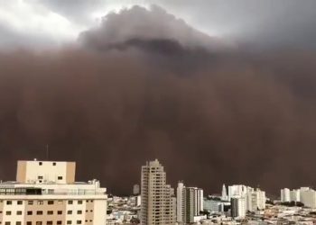 VÍDEO: Tempestade de areia atinge cidades do interior de São Paulo