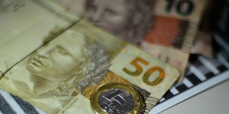 Caixa paga auxílio emergencial a nascidos em setembro