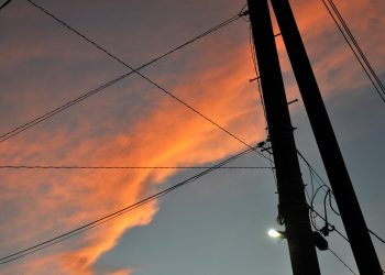 Aracati: Prefeito anuncia luz de led para Vila dos Estêvãos e Cajazeiras