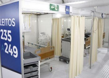 Covid-19: mortes recuam 30,4% e atingem menor média no ano