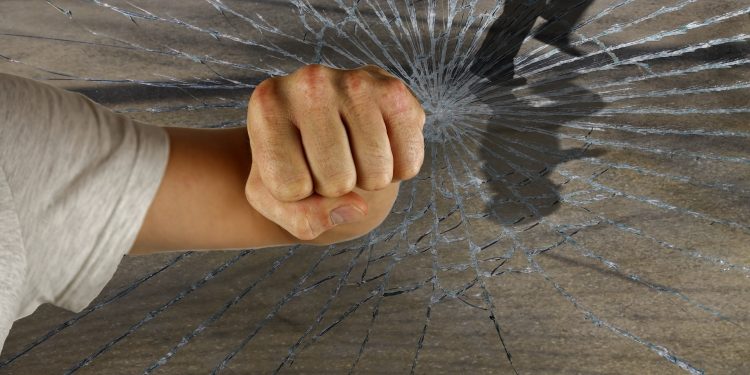 Arrombamento a domicílio e roubo acontecem nesta madrugada em Jaguaruana