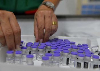 Com quase 395 mil doses, Ceará recebe maior remessa de vacinas contra Covid-19