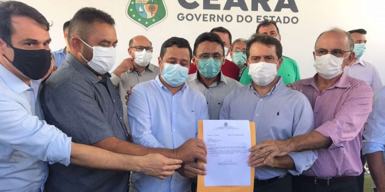 Russas e Choró recebem investimentos em segurança viária através do Programa Sinalize