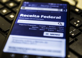 Receita Federal paga hoje lote residual de restituições do Imposto de Renda 2021