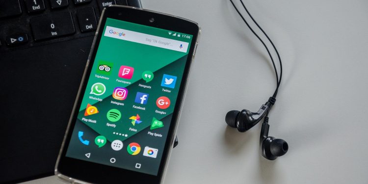 Confira apps para usar quando o WhatsApp sair do ar