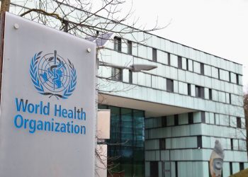 OMS acende sinal de alerta: mortalidade por covid-19 sobe na Europa