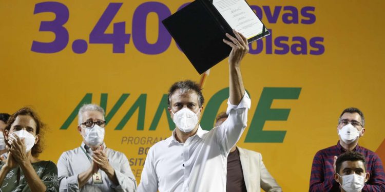 Novo edital do AvanCE apoiará 3.400 estudantes da rede pública estadual que ingressaram no ensino superior