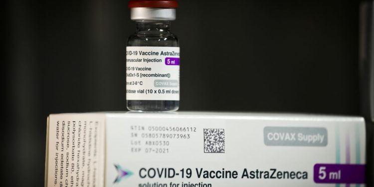 AstraZeneca: Fiocruz entrega 2,8 milhões de doses da vacina contra covid-19