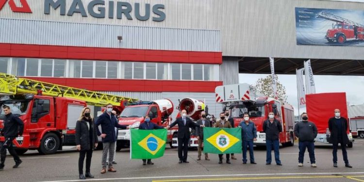 Corpo de Bombeiros Militar do Ceará é o primeiro da América Latina a adquirir equipamentos de ponta para incêndios e salvamentos complexos