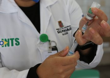 Exames para gripe explodem em laboratórios particulares