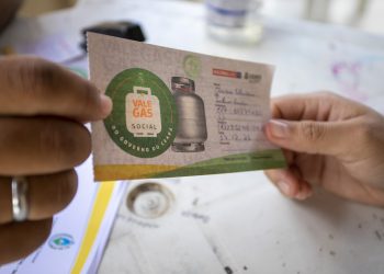 ‘Cozinhei muito na lenha, um sofrimento grande que a gente não quer passar de novo’