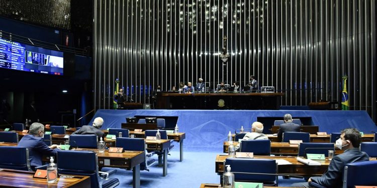 Senado pode votar hoje PEC dos Precatórios