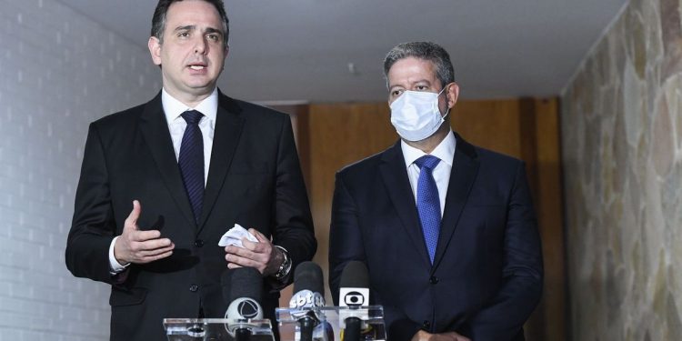 Primeira parte da PEC dos Precatórios deve ser promulgada hoje