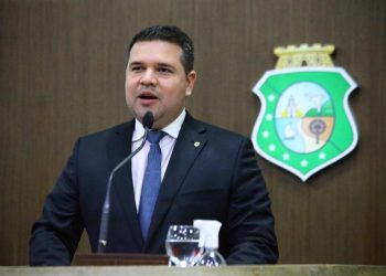 PL do deputado Bruno Pedrosa que institui campanha Fevereiro Roxo é sancionado pelo governador Camilo Santana