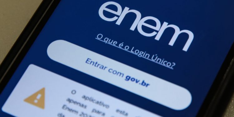 Inep divulga gabaritos oficiais do Enem; confira