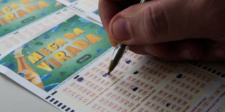 Apostador tem até sexta-feira para jogar na Mega da Virada