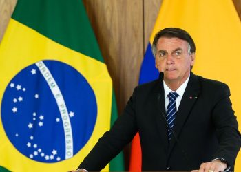 MP cria verbas para pagar Auxílio Brasil de R$ 400 em dezembro