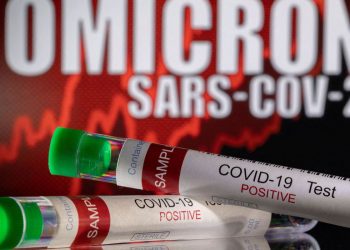 Ômicron pode ser o vírus de mais rápida propagação da história