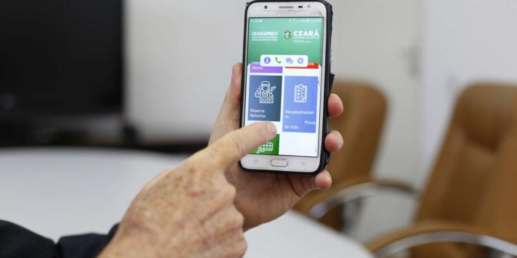Ceará produz primeiro aplicativo para realização de recadastramento e prova de vida