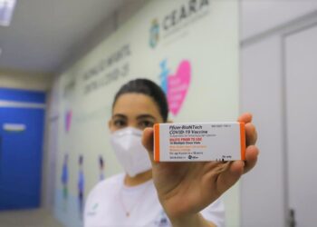 Ceará aguarda 80 mil doses da vacina pediátrica da Pfizer