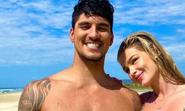 Gabriel Medina e Yasmin Brunet terminam casamento após 1 ano