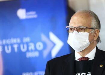 Fachin assume por seis meses presidência do TSE