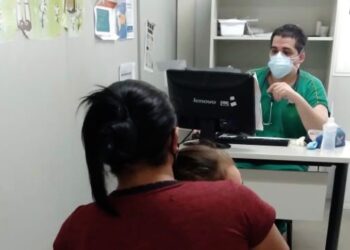 Quando devo procurar atendimento pediátrico nas UPAs? Profissionais de saúde orientam