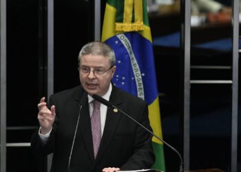Antonio Anastasia toma posse como ministro do TCU