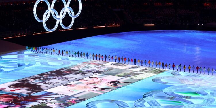 Abertura das Olimpíadas de Inverno busca projetar uma China moderna