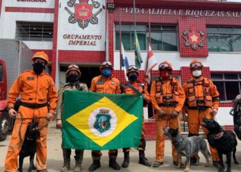 Bombeiros do Ceará auxiliam nas buscas em Petrópolis