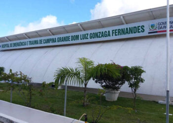 Garoto diz ter matado mãe e irmão após ser proibido de usar celular