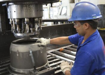 Ipea: Investimentos avançam 17,2% em 2021