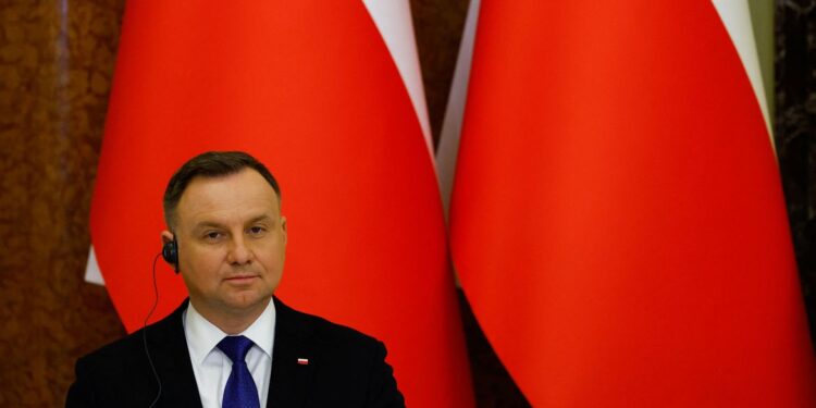 Polônia: se Rússia usar armas químicas, Otan pode entrar na guerra