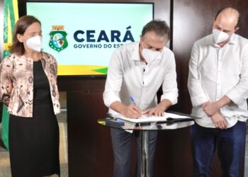 Governo do Ceará concede revisão de 10,74% a 6.361 agentes comunitários de saúde