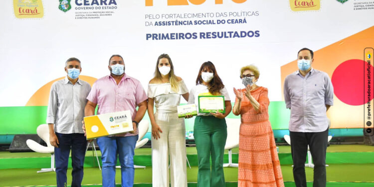 Aracati marca presença no ‘Pacto pelo Fortalecimento do Sistema Único de Assistência Social’