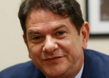 Eleições 2022: Cid Gomes diz que está fora da disputa