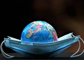 Mundo atinge 6 milhões de mortes por Covid