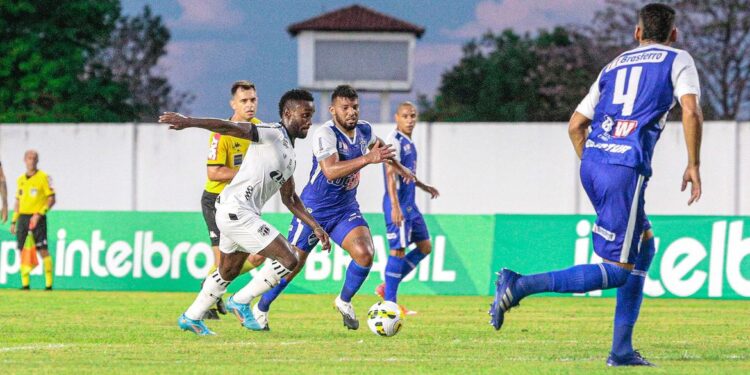 Ceará elimina São Raimundo-RR e segue adiante na Copa do Brasil