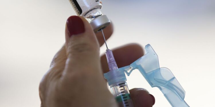 Ministério recebe mais 1,6 milhão de vacinas pediátricas da Pfizer