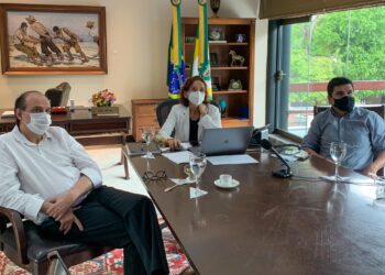 Nova flexibilização do uso de máscaras no Ceará será avaliada nesta semana, diz governadora