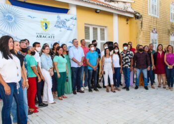 Prefeitura do Aracati empossa Agentes Administrativos Comunitários